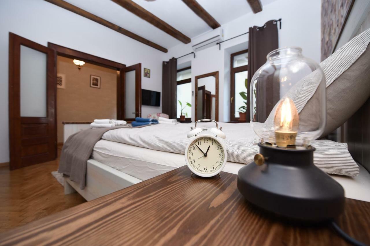 Buzoianu Residence By Holztreppe Μπρασόβ Εξωτερικό φωτογραφία